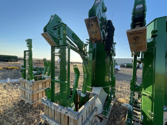 2023 John Deere 660R Loader