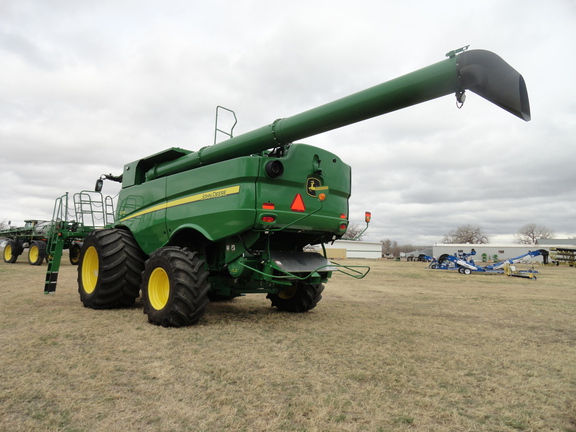 2024 John Deere S770 Combine