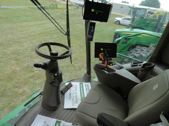 2024 John Deere S790 Combine