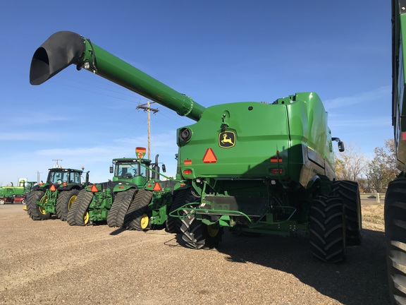 2024 John Deere S770 Combine
