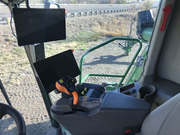 2024 John Deere S770 Combine