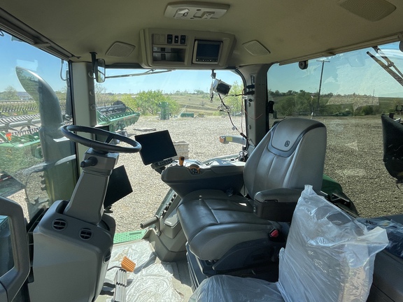 2024 John Deere 8R 410 Tractor