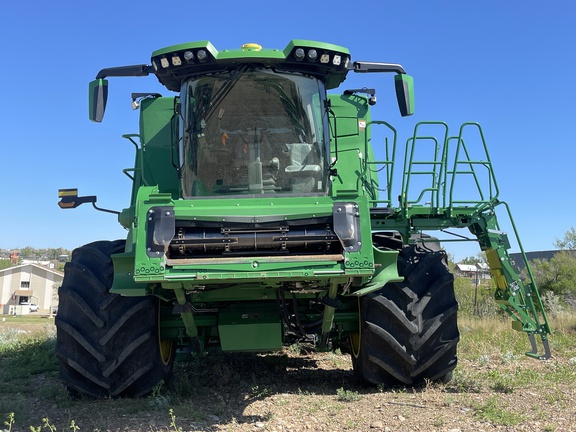 2024 John Deere X9 1000 Combine