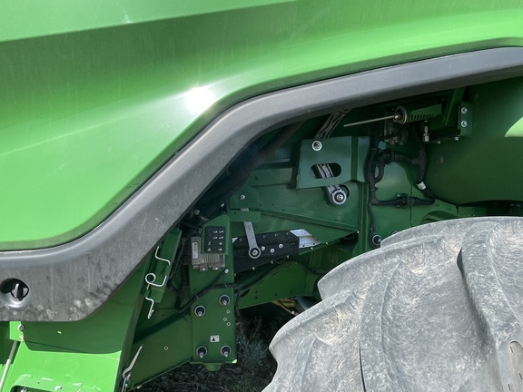 2024 John Deere X9 1000 Combine