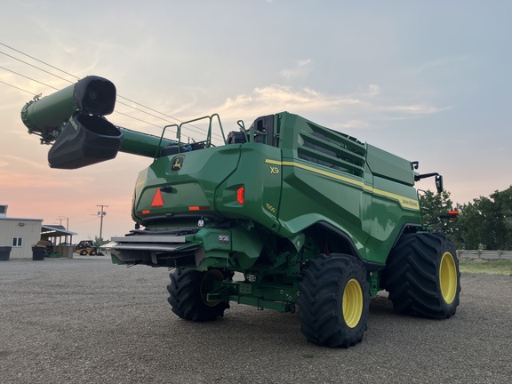 2024 John Deere X9 1000 Combine