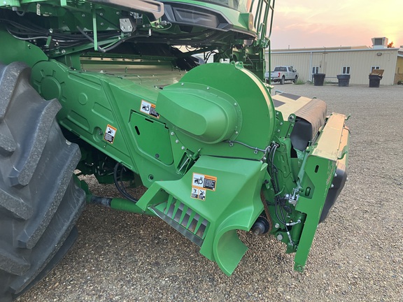 2024 John Deere X9 1000 Combine