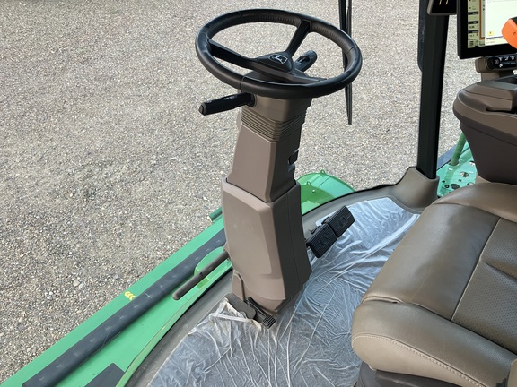 2024 John Deere X9 1000 Combine