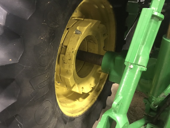 2017 John Deere 6195R Tractor