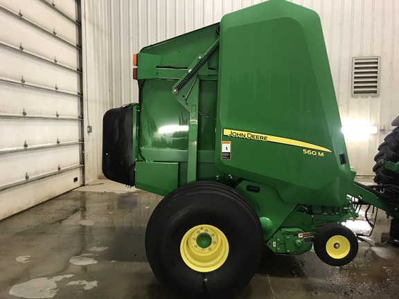 2018 John Deere 560M Baler/Round