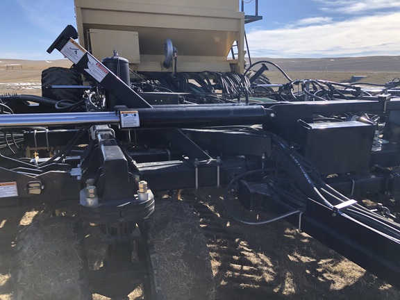 2016 Seed Master 8012 / Nova 780 Air Seeder