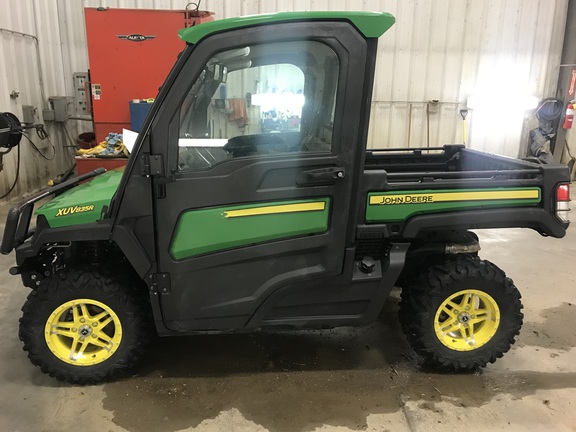 2018 John Deere XUV 835R ATV