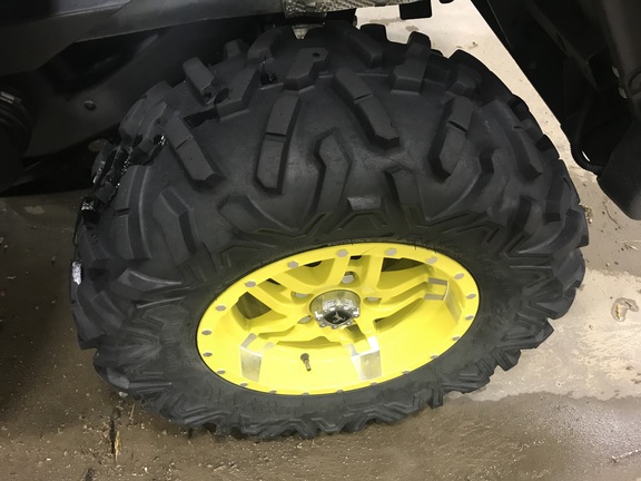 2018 John Deere XUV 835R ATV