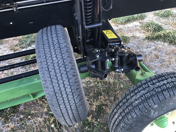 2016 MacDon FD75-45 Header Combine