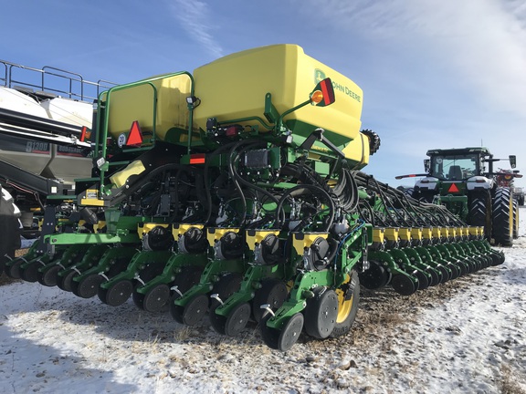 2024 John Deere DB60 Planter