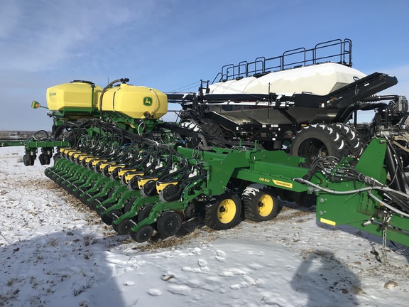 2024 John Deere DB60 Planter