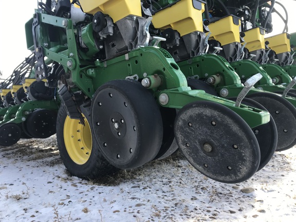 2024 John Deere DB60 Planter