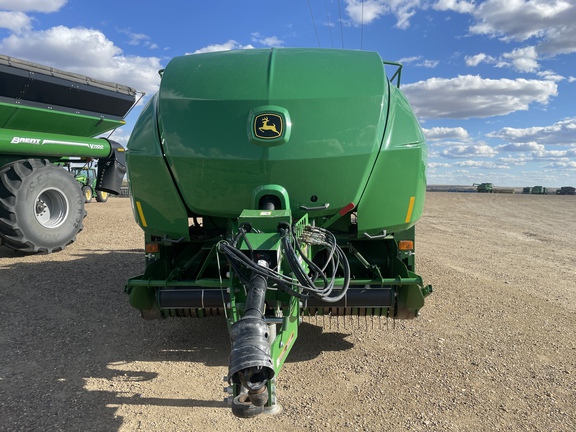 2022 John Deere L341 Baler/Big Square