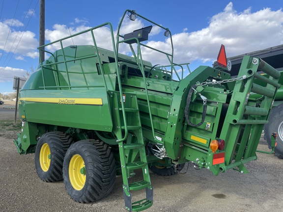 2022 John Deere L341 Baler/Big Square