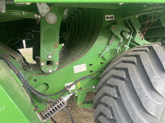 2022 John Deere L341 Baler/Big Square