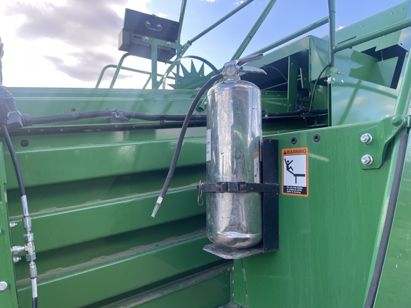 2022 John Deere L341 Baler/Big Square