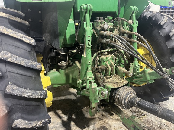 2007 John Deere 7520 Tractor