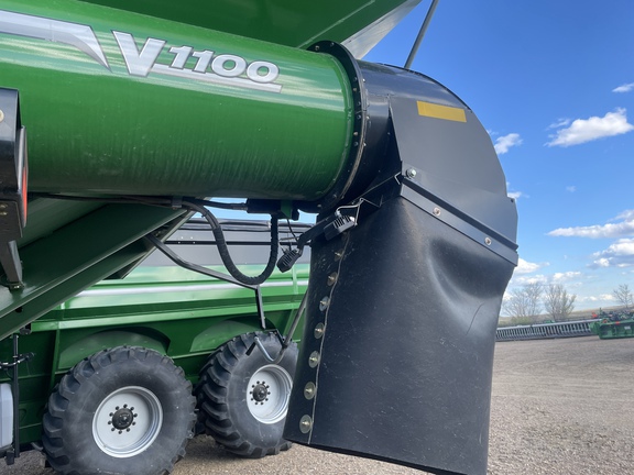 2024 Brent V1100 Grain Cart
