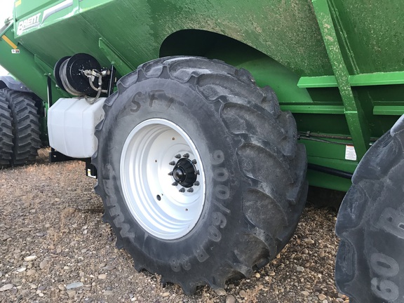 2024 Brent 2098 Grain Cart