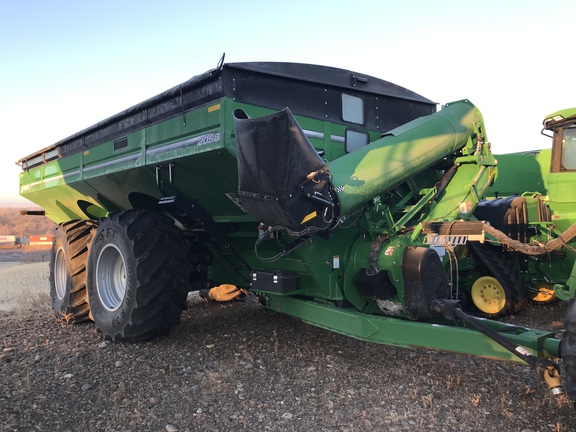 2024 Brent 2098 Grain Cart
