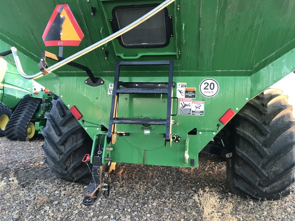 2024 Brent 2098 Grain Cart