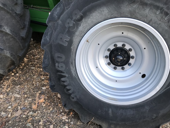 2024 Brent 2098 Grain Cart