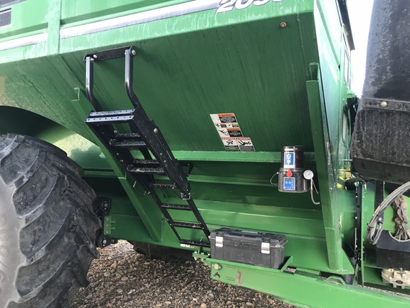 2024 Brent 2098 Grain Cart