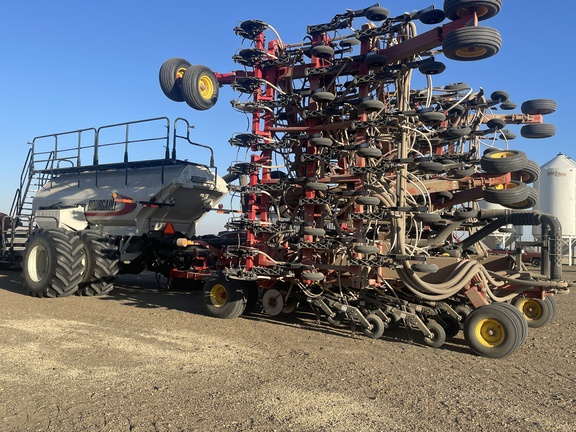 2015 Bourgault 3320/L7550 Air Seeder