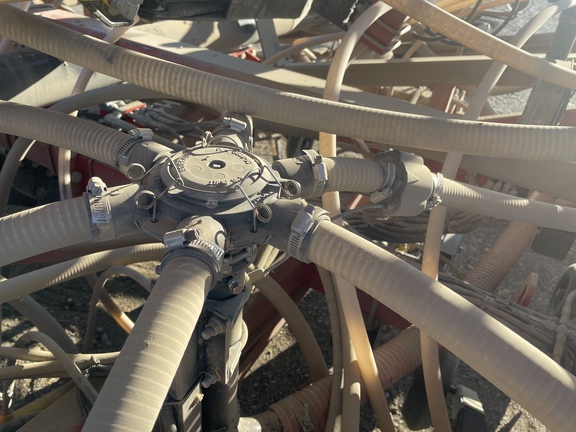 2015 Bourgault 3320/L7550 Air Seeder