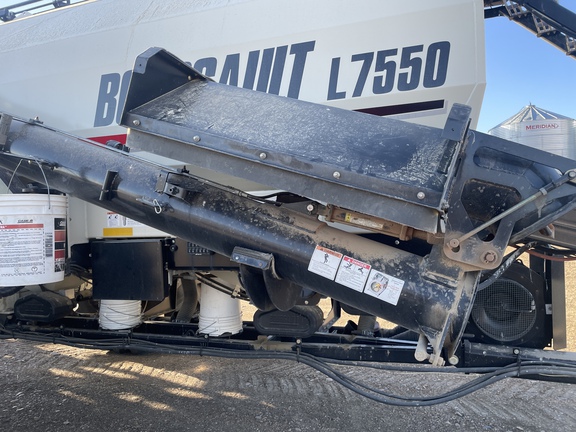 2015 Bourgault 3320/L7550 Air Seeder