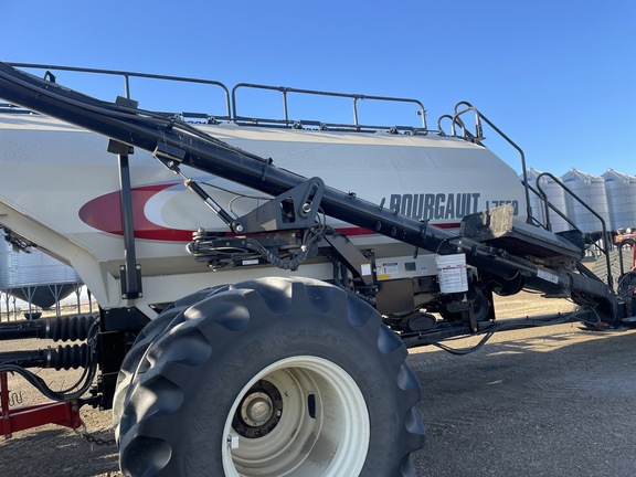 2015 Bourgault 3320/L7550 Air Seeder