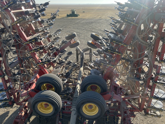 2015 Bourgault 3320/L7550 Air Seeder