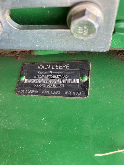 2010 John Deere 568 Baler/Round