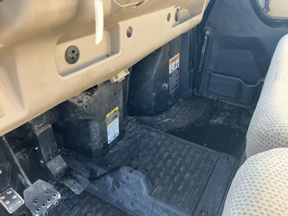 2019 John Deere XUV 835R ATV