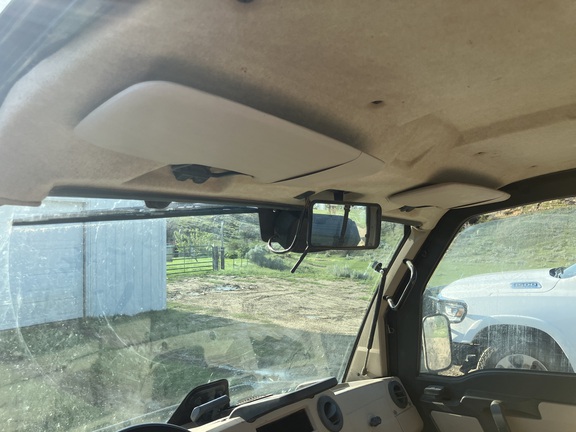 2019 John Deere XUV 835R ATV