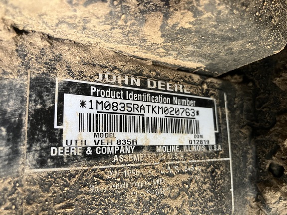 2019 John Deere XUV 835R ATV