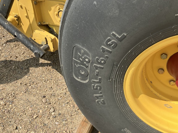 2017 New Holland Rollbelt 560 Baler/Round