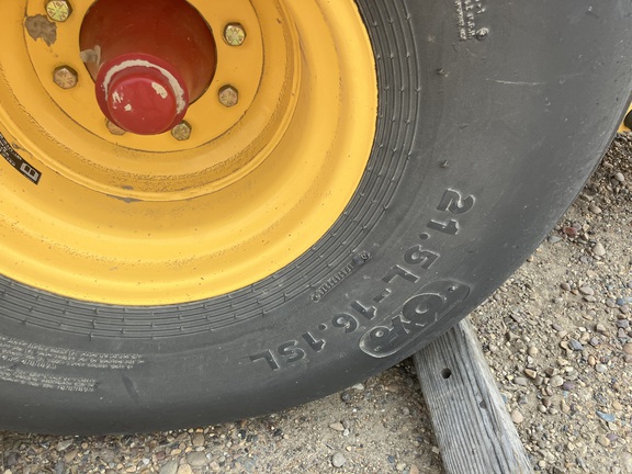 2017 New Holland Rollbelt 560 Baler/Round