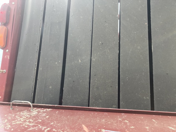 2017 New Holland Rollbelt 560 Baler/Round