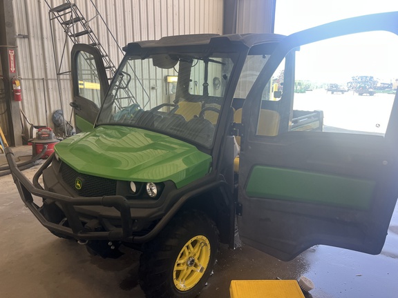 2018 John Deere XUV 835M ATV