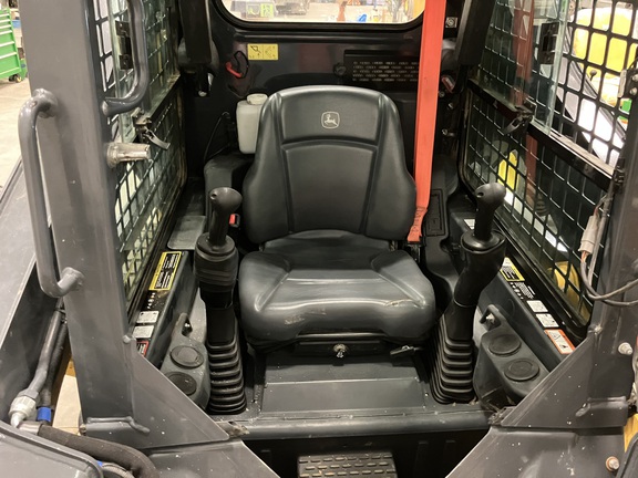 2022 John Deere 318G Skid Steer Loader