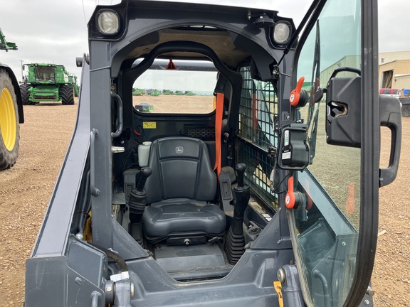 2022 John Deere 318G Skid Steer Loader