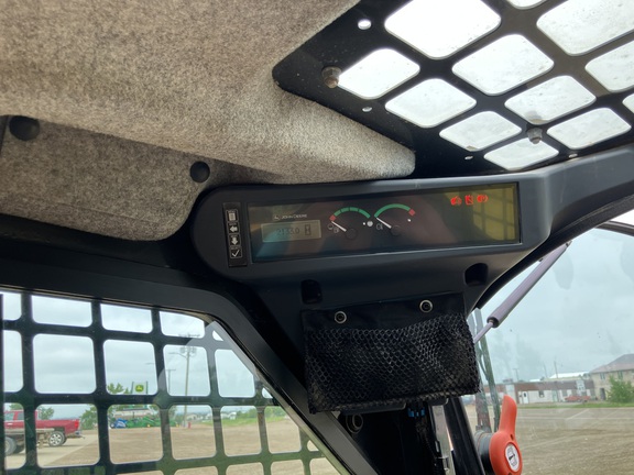2022 John Deere 318G Skid Steer Loader