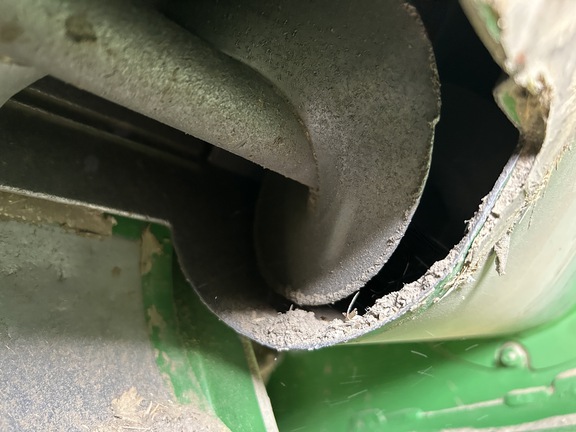 2017 John Deere S680 Combine