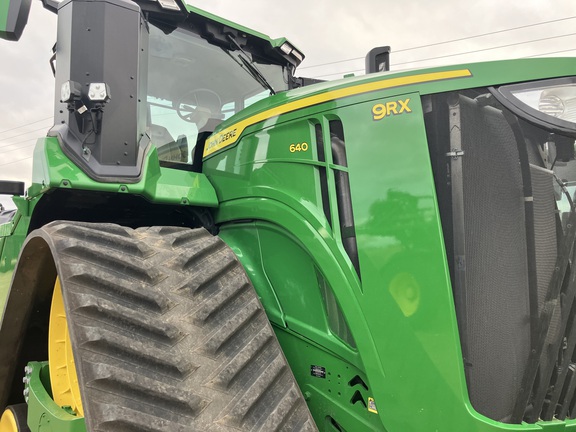 2024 John Deere 9RX 640 Tractor Rubber Track