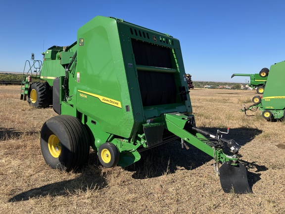 2025 John Deere 561M Baler/Round